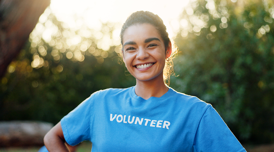 Civic member volunteering in her community