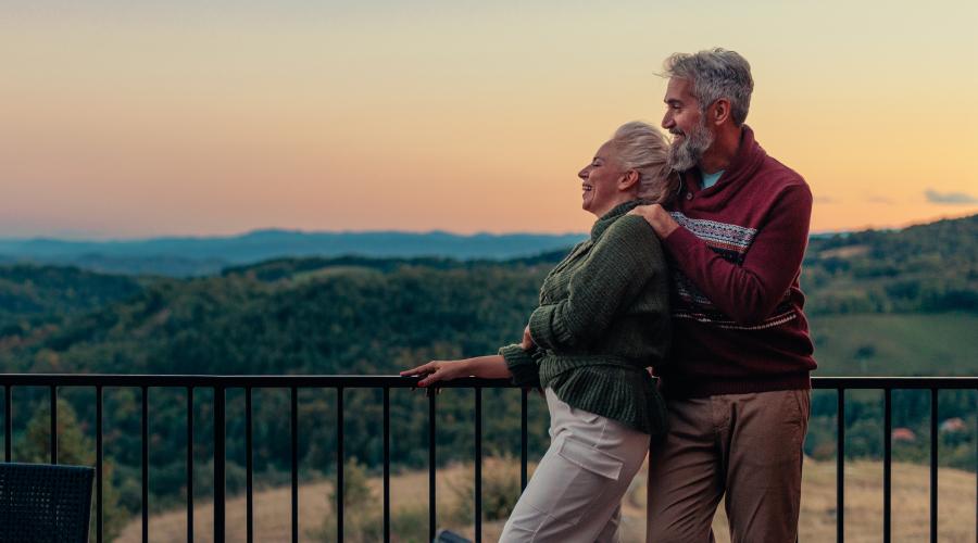 Retired couple traveling the world thanks to Civic's competitive rate IRA Choice Certificates 