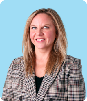 Danielle Abbott headshot.